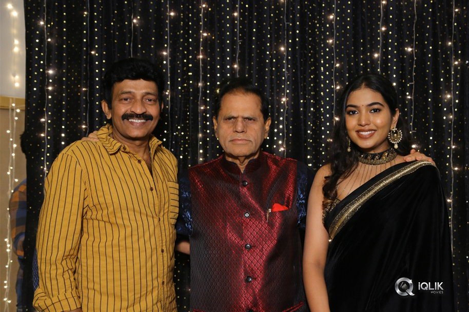 Jeevitha-Rajasekhar-Daughter-Shivatmika-Birthday-Consecrations